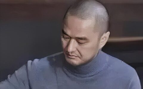 冯唐：带着诗意挣钱，在跨界中探寻成事之道